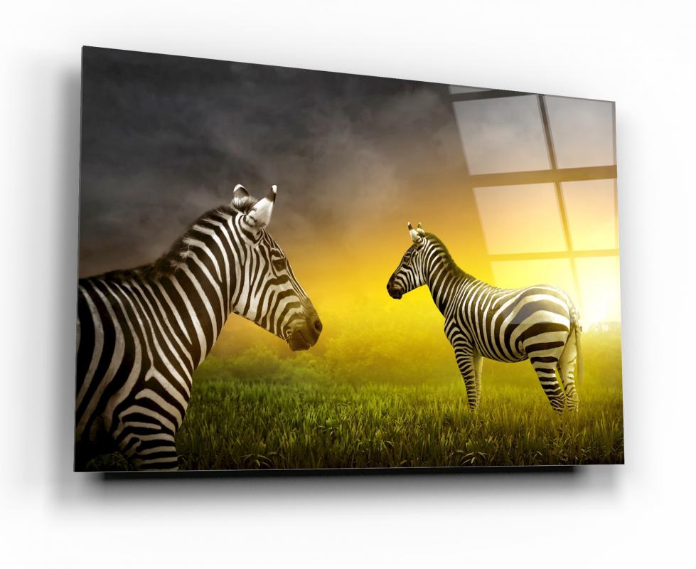 Картина от стъкло